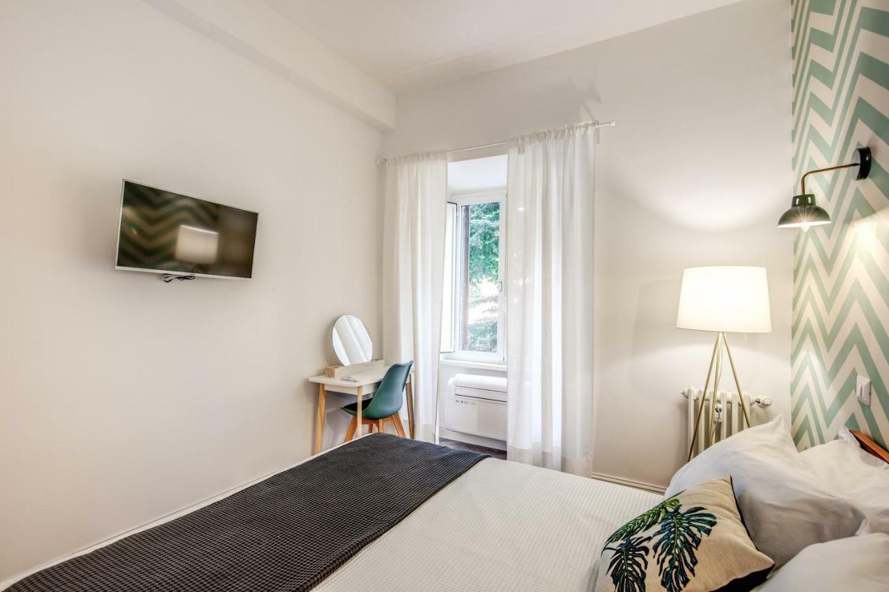 Double Room,847955591:JPEG